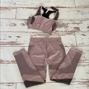 Seamless Leggings & Sport Bra Set